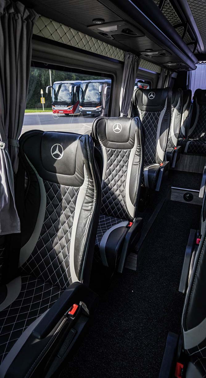 Blaguss Bus 20-Sitzer Innenausstattung