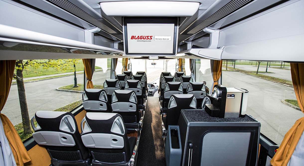 Innenraum Blaguss President Bus