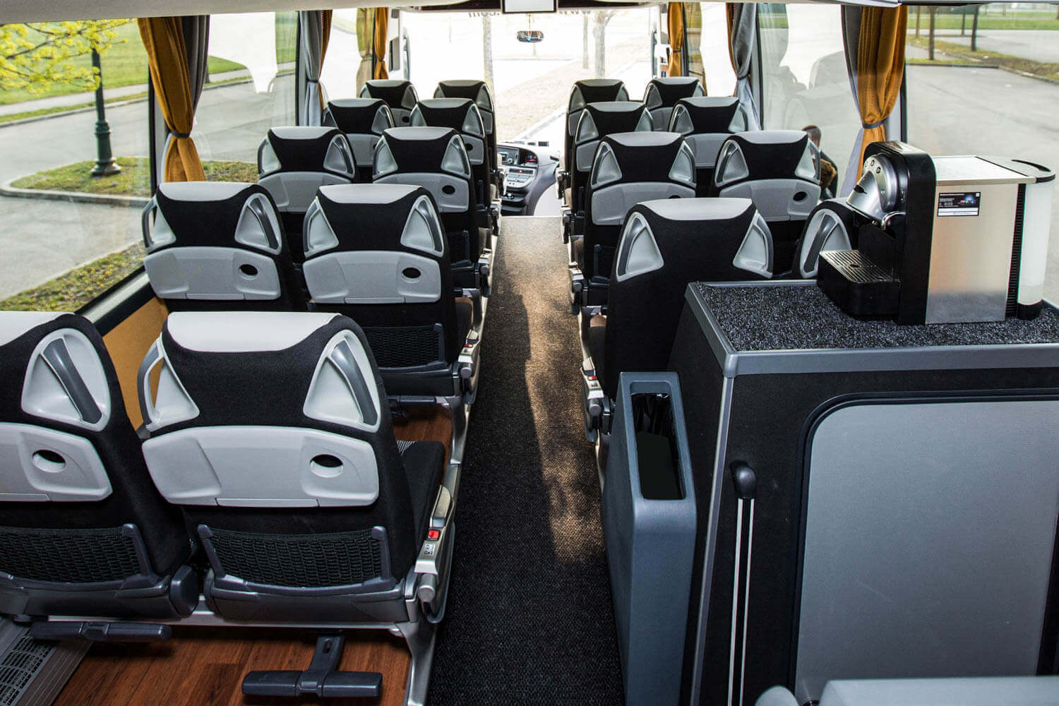 Innenraum Blaguss President Bus