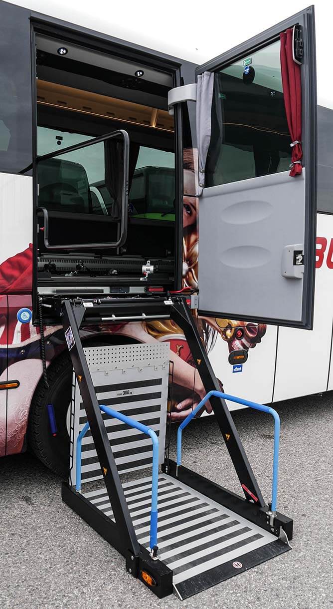 Blaguss Rolli-Bus Hebebühne