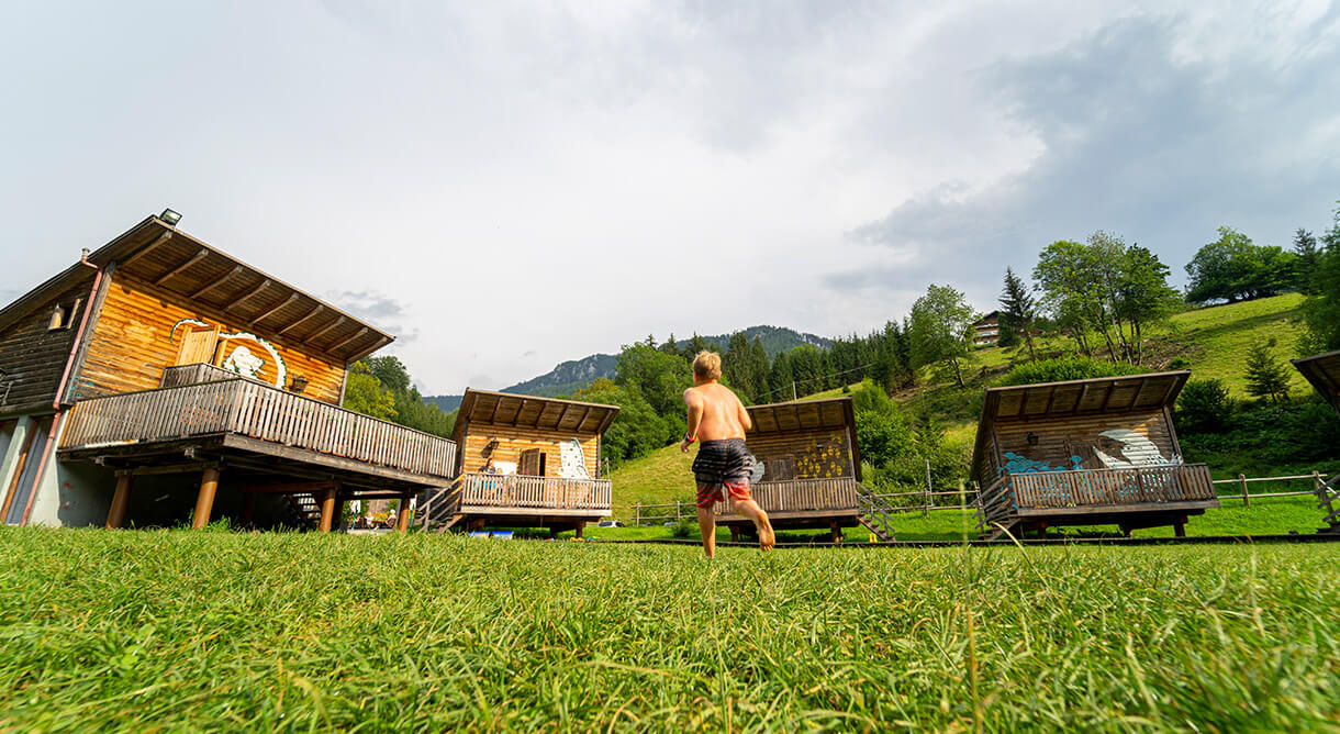 Stelzenhäuser im Erlebnisdorf Sulzbichl