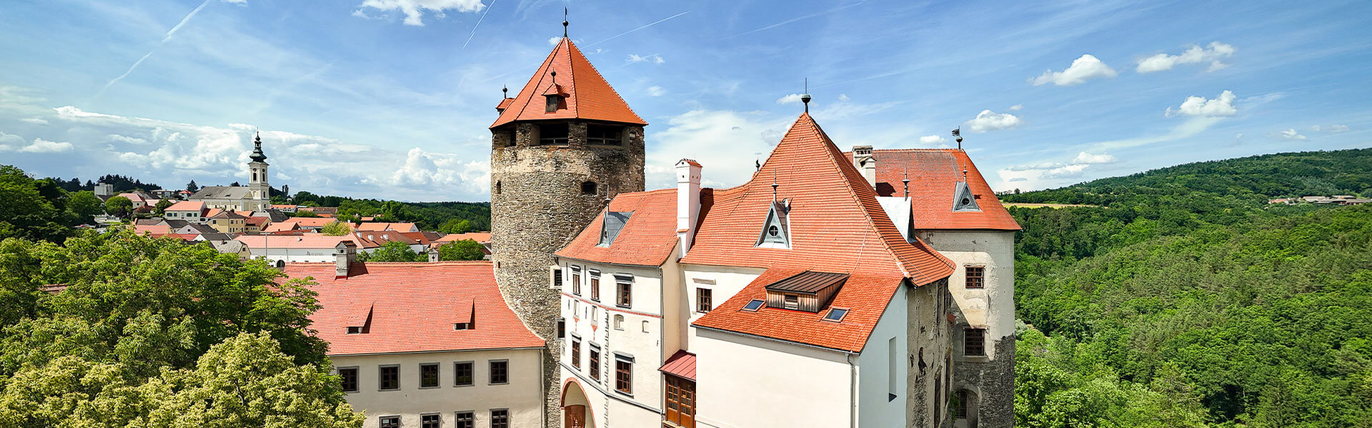 FREIDENSBURG SCHLAINING: Die Kraft der Demokratie