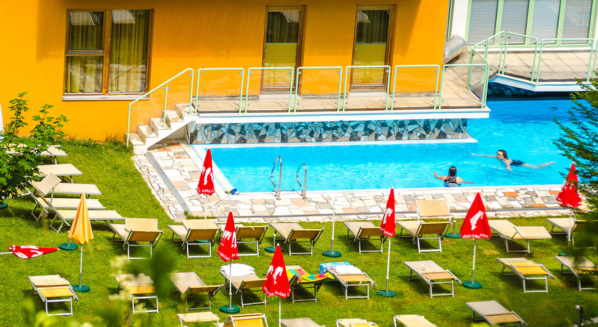 Pool im Kinderhotel Appelhof