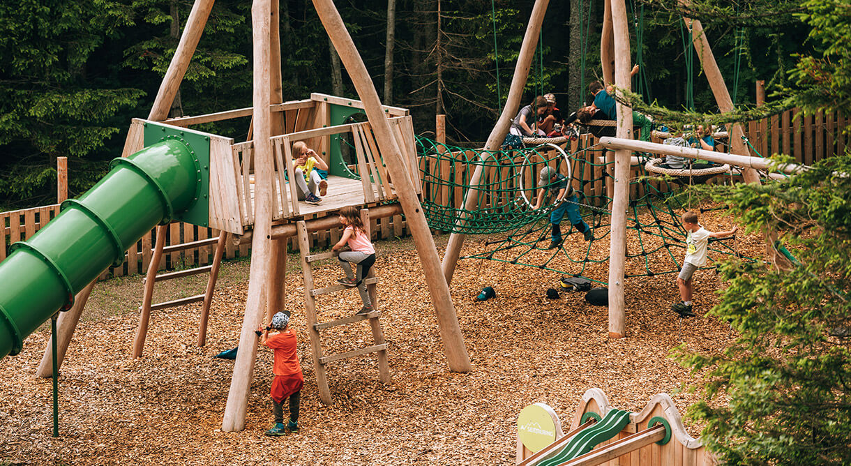 Spielplatz im Waldseilgarten Hirschenkogel