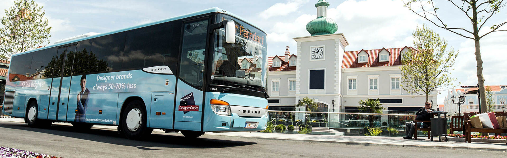 Blaguss Shuttle Bus im Designer Outlet Parndorf
